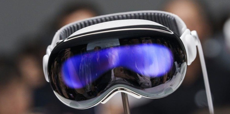 蘋果Vision Pro頭顯：先預約再購買，為何削減產 圖片